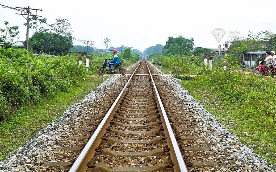 Gia tăng tai nạn đường sắt và thách thức an toàn giao thông: Tác động đến quy hoạch và đầu tư hạ tầng đô thị Việt Nam