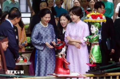 Giao Lưu Văn Hóa Việt - Hàn: Cơ Hội Mới Cho Phát Triển Bất Động Sản Văn Hóa và Du Lịch Nghỉ Dưỡng