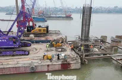 Hà Nội Đảm Bảo Tiến Độ Các Dự Án Cầu Qua Sông Hồng Trong Bối Cảnh Giá Xăng Dầu Tăng Cao