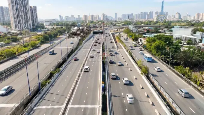 Hạ Tầng Giao Thông Khu Đông TP HCM: Đòn Bẩy Mới Định Hình Diện Mạo Đô Thị và Thúc Đẩy Thị Trường Bất Động Sản