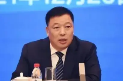 Hành Trình Từ Công Trường Đến Đỉnh Cao Doanh Nhân: Bài Học Đầu Tư Bất Động Sản Từ Tỷ Phú Chen Jianhua