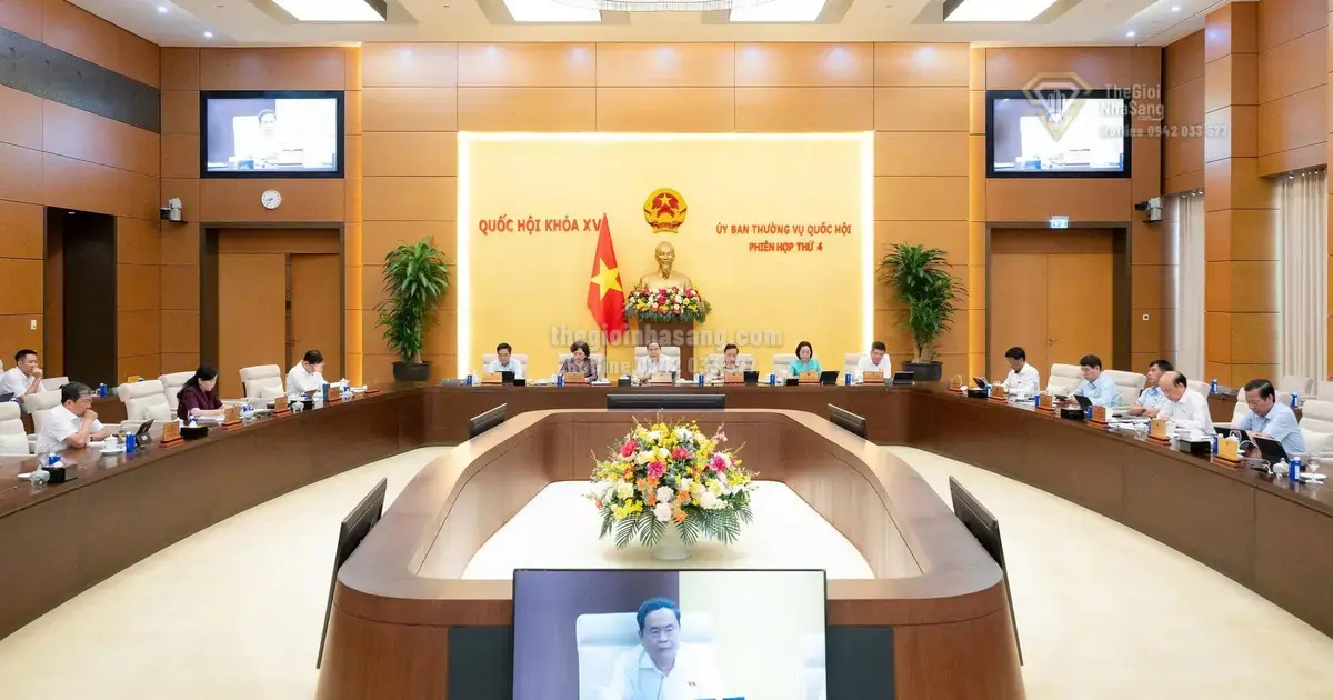Hoàn thiện thể chế tiền tệ và ngân hàng: Tác động đến thị trường bất động sản và đầu tư tài sản tại Việt Nam