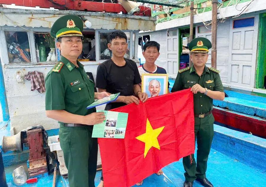 Đẩy Mạnh Tiến Độ Đăng Ký Tàu Cá và Cấp Giấy Phép Khai Thác Thủy Sản: Giải Pháp Cho Ngành Thủy Sản Gia Lai