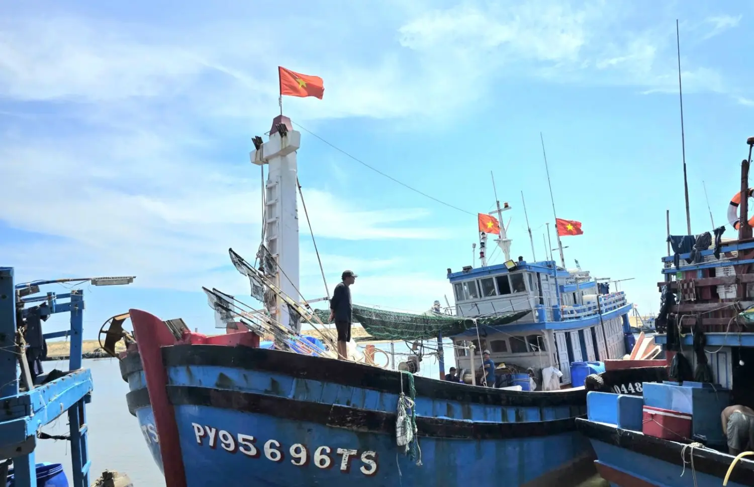 Đắk Lắk Siết Chặt Quản Lý Tàu Cá: Xử Lý Trách Nhiệm Người Đứng Đầu Nếu Để Tái Diễn Vi Phạm IUU