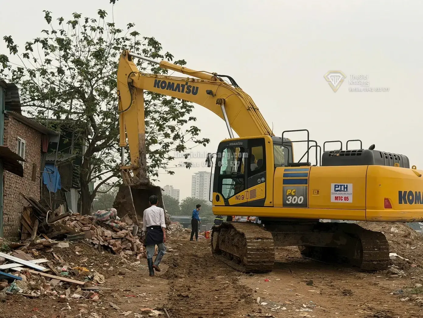 Khẩn Trương Tháo Gỡ Điểm Nghẽn Mặt Bằng Thi Công Dự Án Hồ Điều Hòa Phú Đô