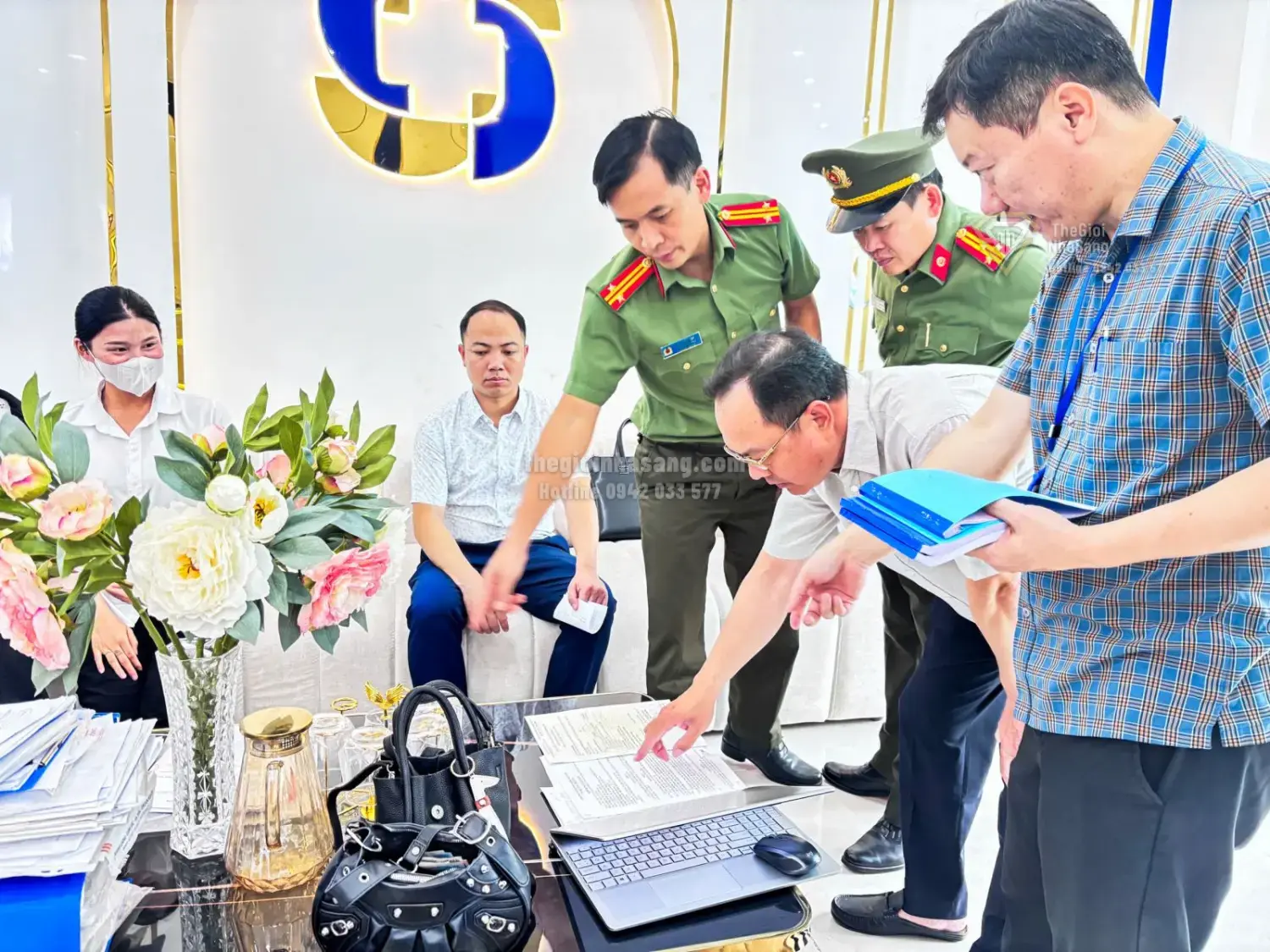 Khởi Tố 12 Bị Can Giả Danh Bác Sỹ: Tác Động và Bài Học Cho Thị Trường Bất Động Sản Cao Cấp Việt Nam
