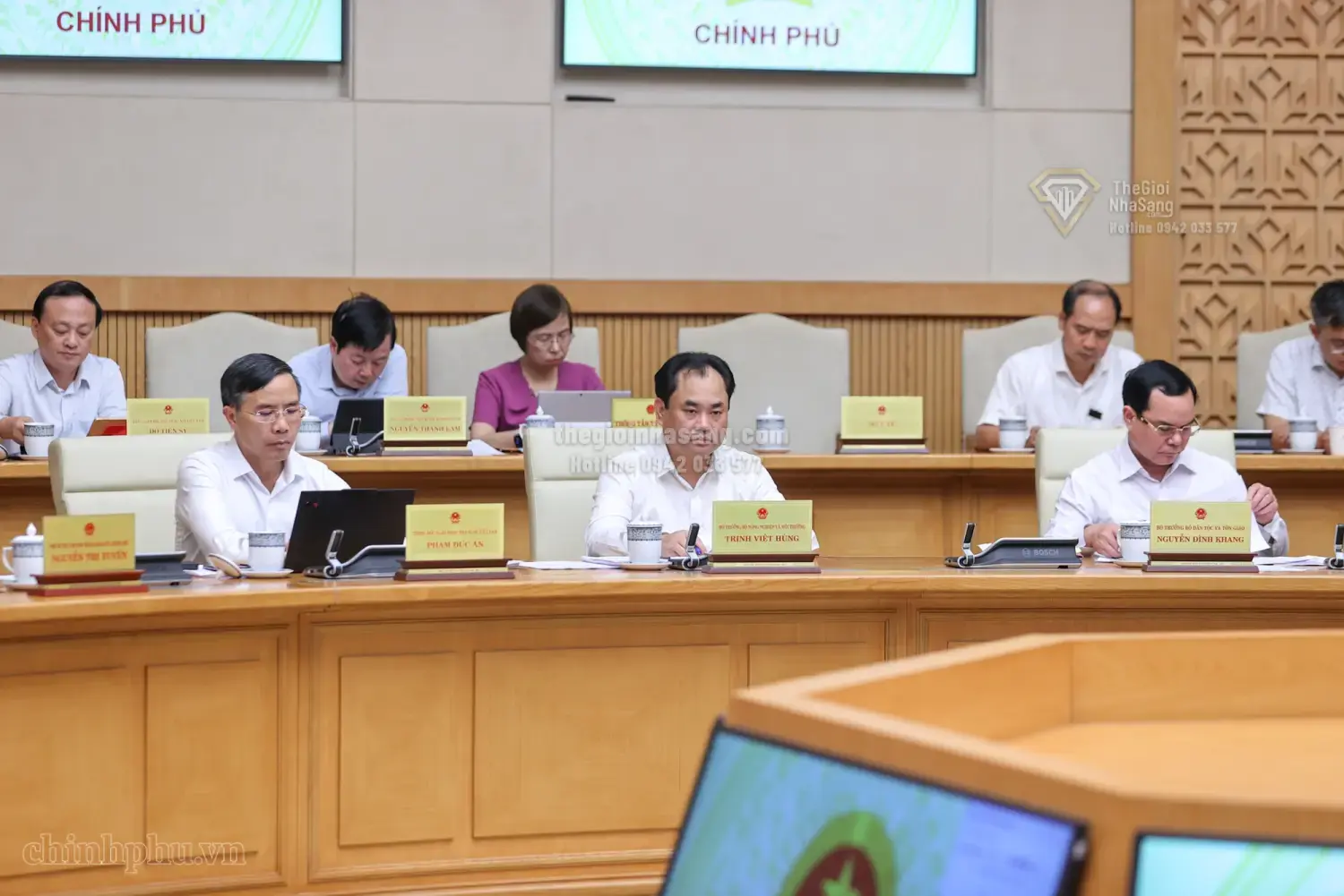 Kinh tế Việt Nam tháng 8/2026: Cơ hội và thách thức cho thị trường bất động sản cao cấp