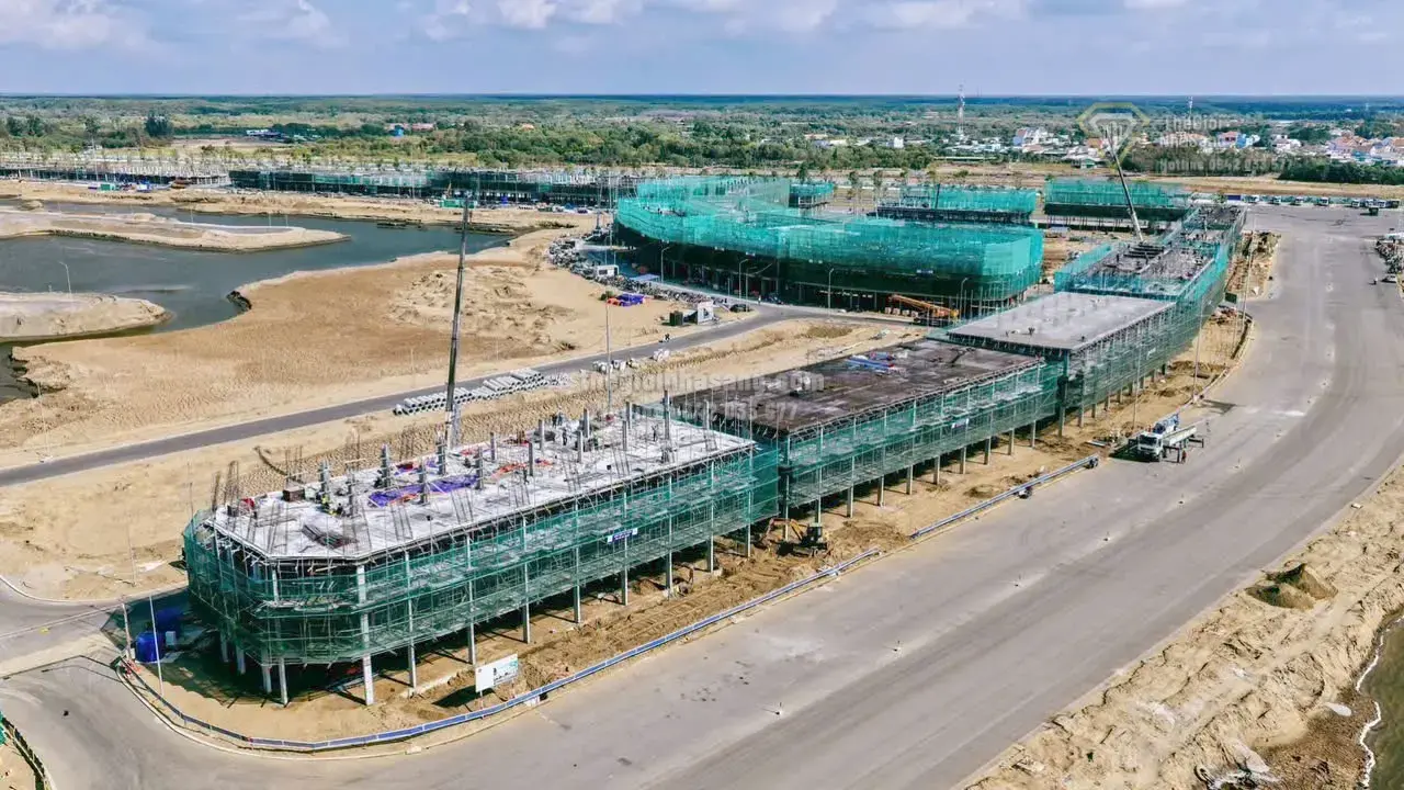 Kỳ Tích Đô Thị Lấn Biển Sau Một Năm: Cơ Hội và Thách Thức Cho Thị Trường Bất Động Sản Cao Cấp 2026