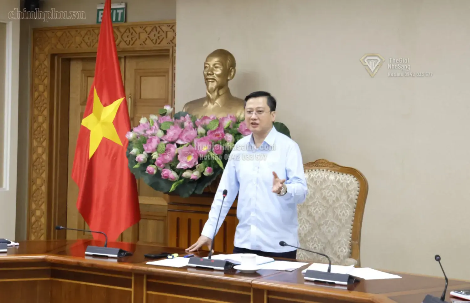 Lộ Trình Miễn Phí Sách Giáo Khoa và Tác Động Đến Thị Trường Bất Động Sản Giáo Dục Việt Nam 2026-2030
