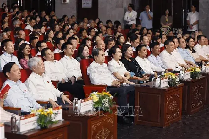 Nắng Ba Đình và Tinh Thần Xây Dựng Đất Nước: Tác Động Đến Thị Trường Bất Động Sản Việt Nam 2026