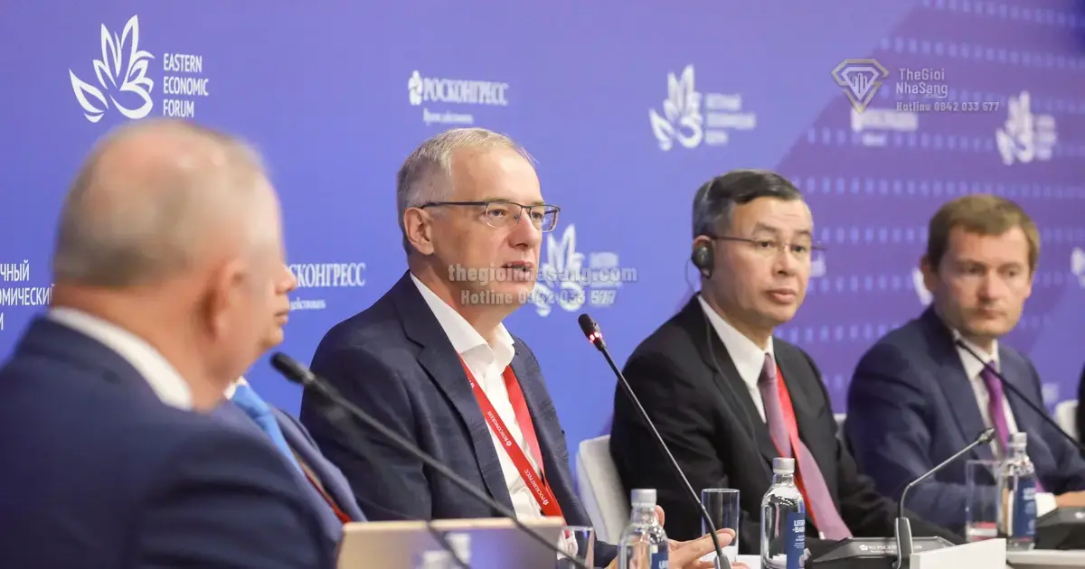 Nga - ASEAN Định Hình Động Lực Mới Qua Hợp Tác Thương Mại, Logistics và Công Nghệ: Tác Động Đến Thị Trường Bất Động Sản Việt Nam 2026-2030