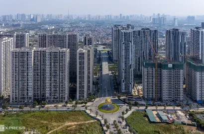Nghịch lý thị trường chung cư Hà Nội: Giá sơ cấp tăng cao, chuyển nhượng thứ cấp giảm nhiệt