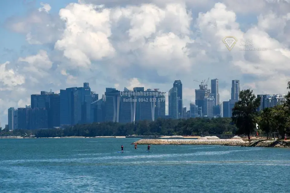 Nguồn cung căn hộ TP.HCM giảm sâu, giá bán tiệm cận Hà Nội: Thách thức và cơ hội cho nhà đầu tư 2025