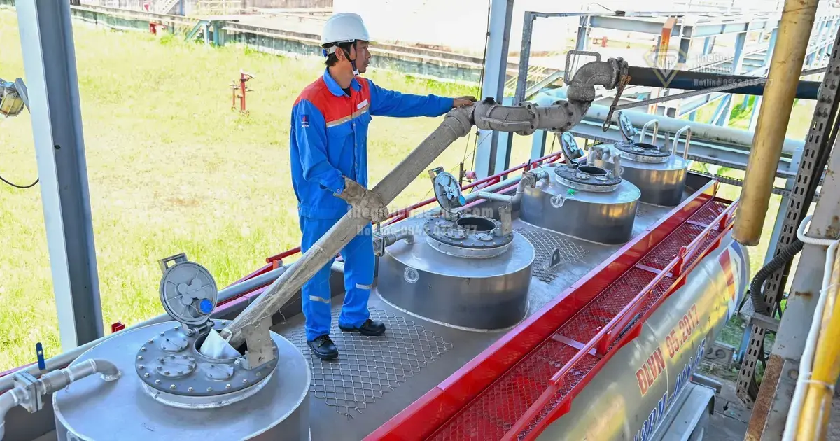 Nhà máy Ethanol Dung Quất nâng công suất vượt trội: Tác động đến thị trường xăng E10 và xu hướng đầu tư bất động sản công nghiệp xanh