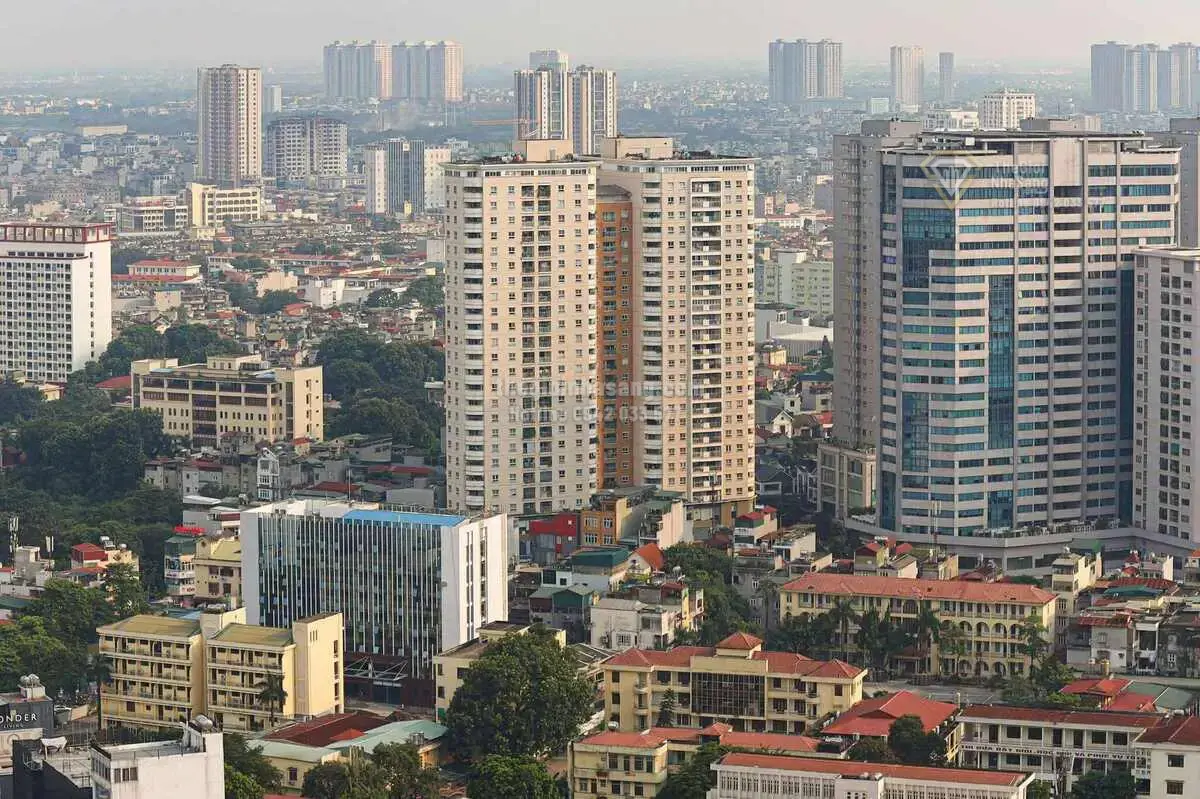 Nhiều Đại Gia Ngoài Ngành Bất Ngờ Lấn Sân Kinh Doanh Bất Động Sản: Xu Hướng Mới Trên Thị Trường Việt Nam