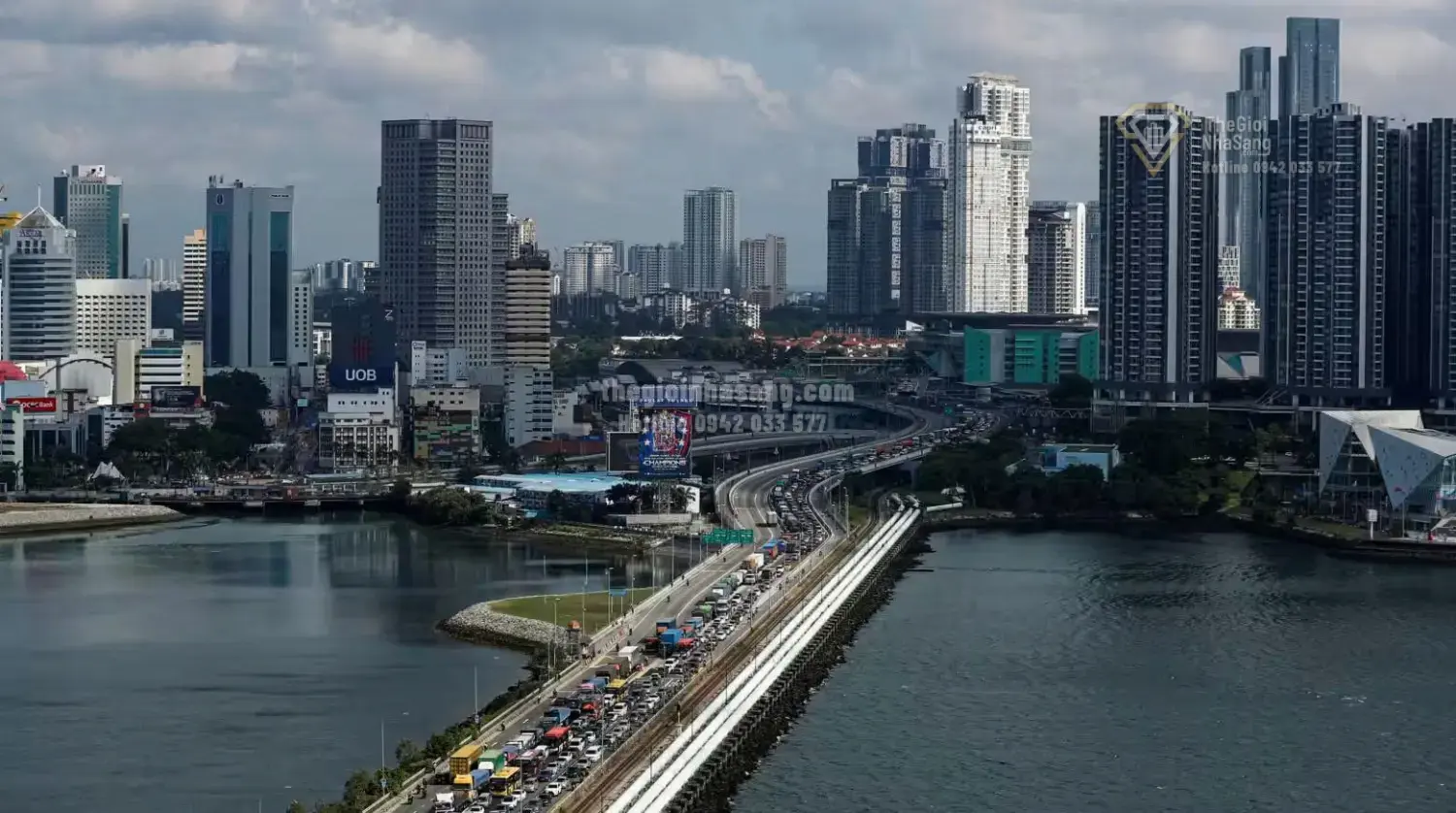 Perodua ra mắt xe điện giá dưới 20.000 USD: Tác động đến thị trường bất động sản và đầu tư công tại Đông Nam Á