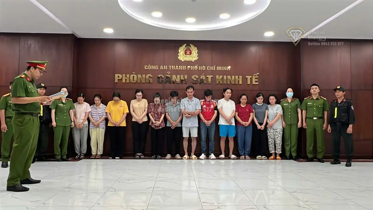 Phá Vỡ Mạng Lưới Mua Bán Trái Phép Hóa Đơn: Tác Động và Cảnh Báo Cho Thị Trường Bất Động Sản Cao Cấp