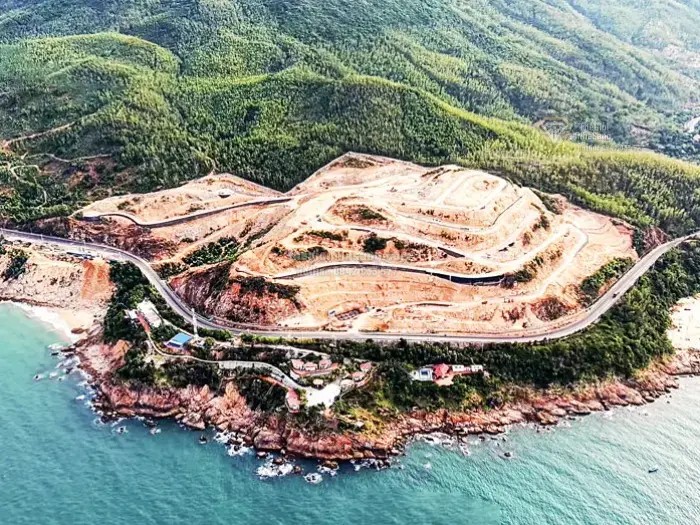 Phát Triển Đô Thị Vùng Núi: Hài Hòa Thiên Nhiên và Bản Sắc Văn Hóa Địa Phương