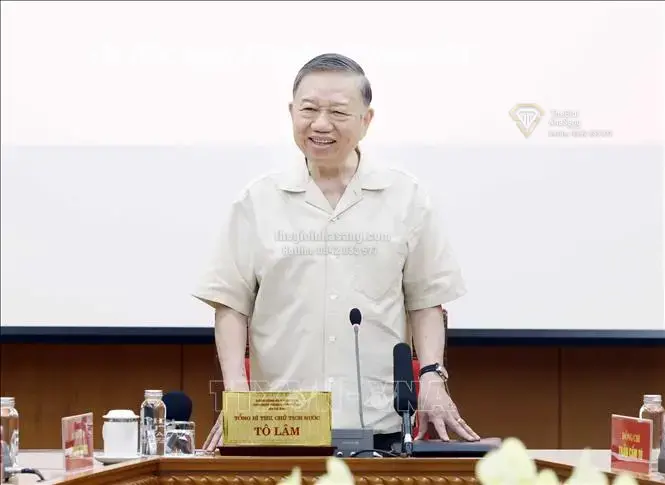 Phát Triển Văn Hóa Việt Nam Trong Kỷ Nguyên Số: Cơ Hội và Thách Thức Đối Với Thị Trường Bất Động Sản Cao Cấp