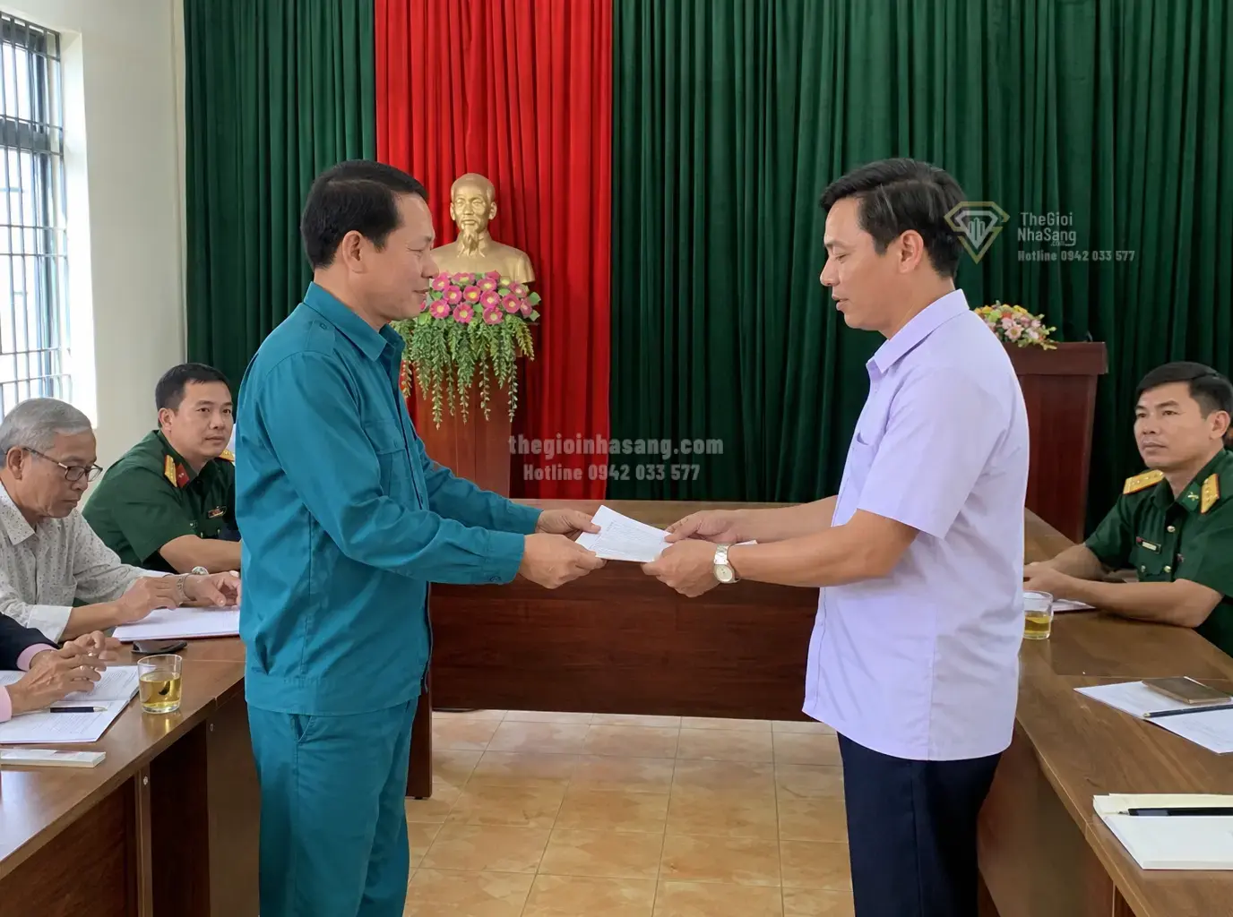 Phụ Cấp Thâm Niên Chính Trị Viên Ban Chỉ Huy Quân Sự Cấp Xã: Tác Động và Ý Nghĩa Trong Bối Cảnh Quản Lý Đô Thị Hiện Đại