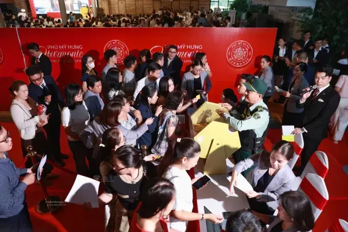 Phú Mỹ Hưng Harmonie: Gần 600 căn hộ bán sạch chỉ sau một buổi mở bán