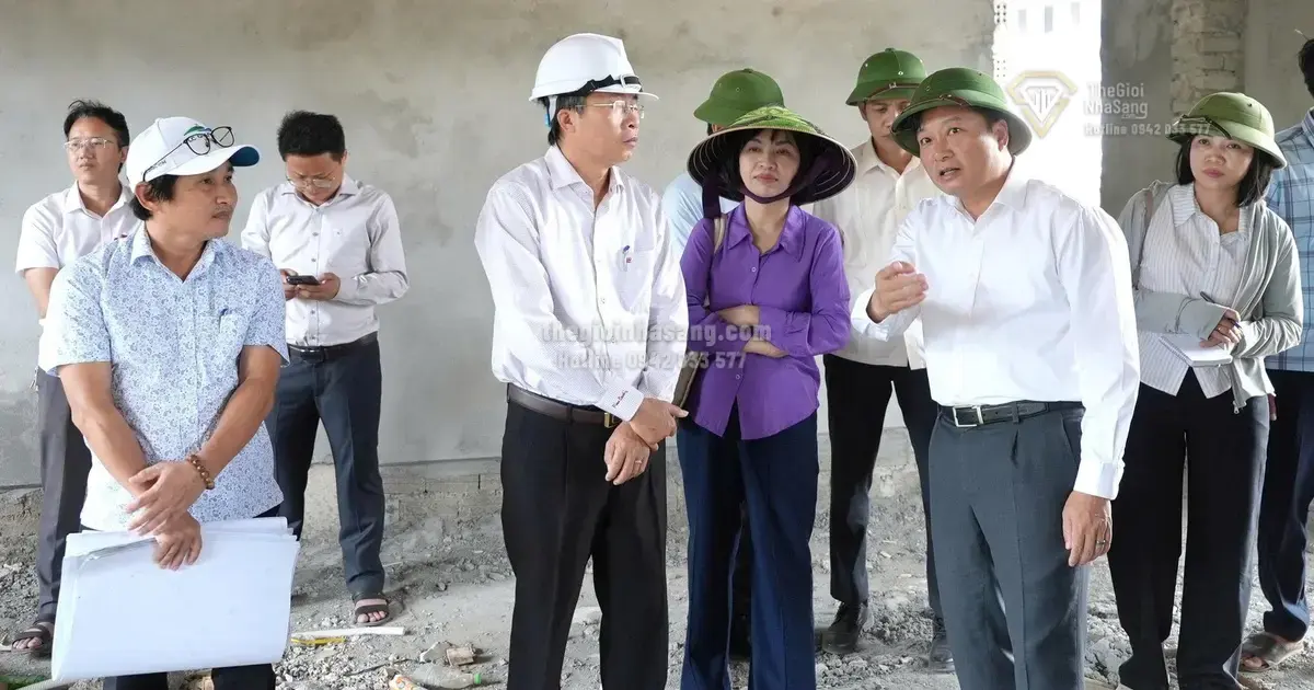 Quảng Trị Tăng Tốc Thi Công Trường Nội Trú Liên Cấp Vùng Biên: Cơ Hội và Thách Thức Cho Thị Trường Bất Động Sản Vùng Biên