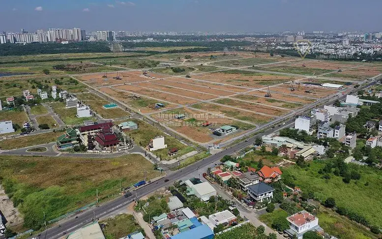 Quyền lực mới của cấp xã trong xử phạt vi phạm đất đai: Tác động và triển vọng cho thị trường bất động sản