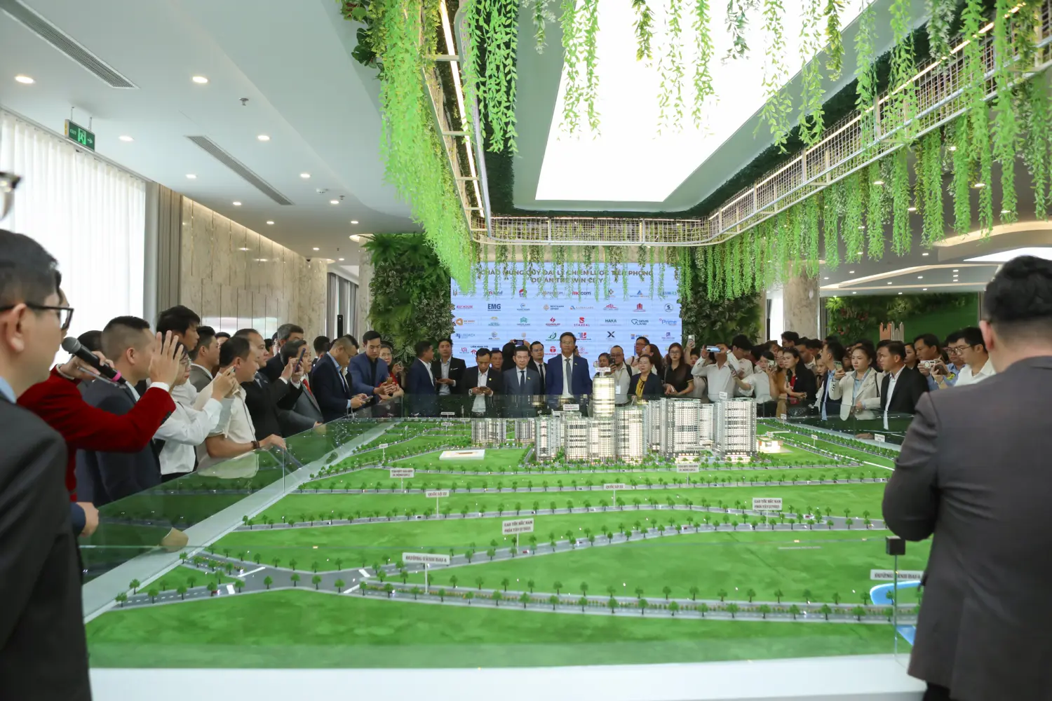 Ra mắt Thắng Lợi Group Gallery - Không gian trải nghiệm bất động sản lớn nhất cửa ngõ ...