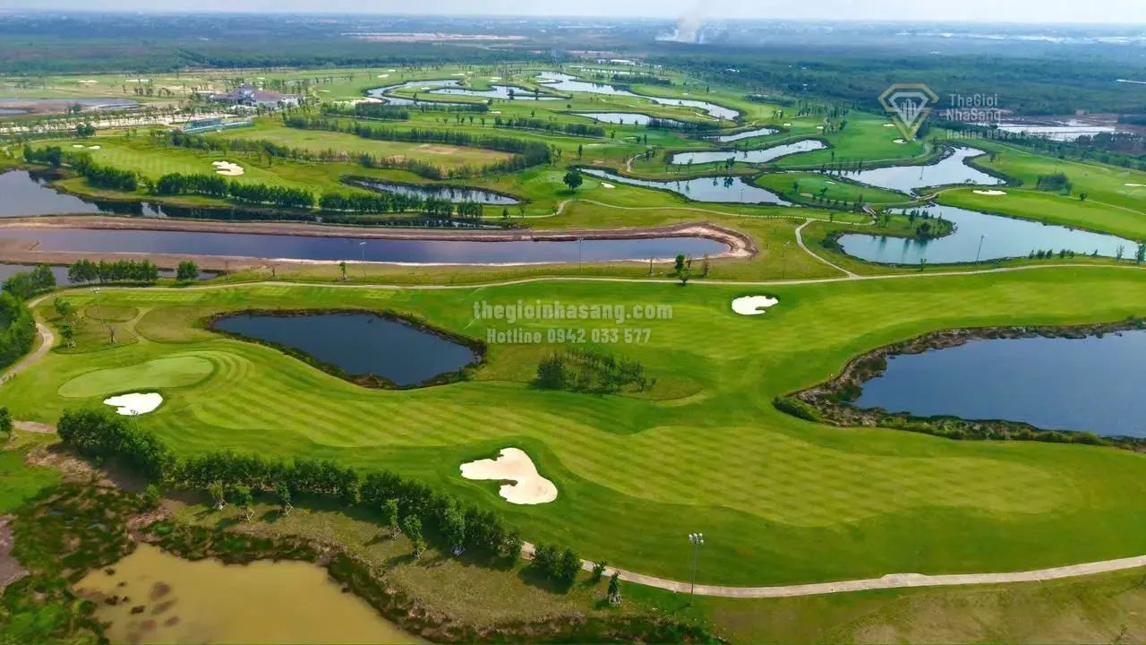 Sân Golf 36 Hố – Điểm Nhấn Mới Trong Quy Hoạch Bất Động Sản Cao Cấp và Đô Thị Thông Minh