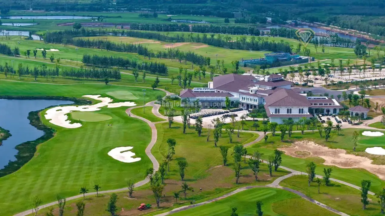 Sân Golf 36 Hố – Điểm Nhấn Mới Trong Quy Hoạch Bất Động Sản Cao Cấp và Đô Thị Thông Minh
