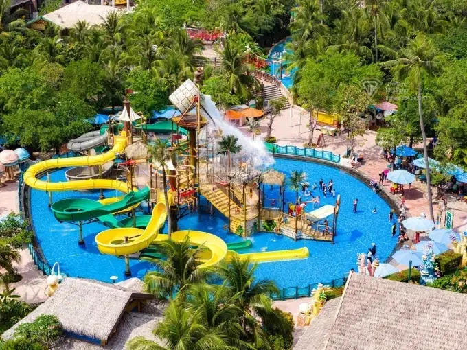 Santo Port Phú Quốc: Phố Thương Mại Mô Phỏng Thiên Đường Santorini Đầy Hấp Dẫn