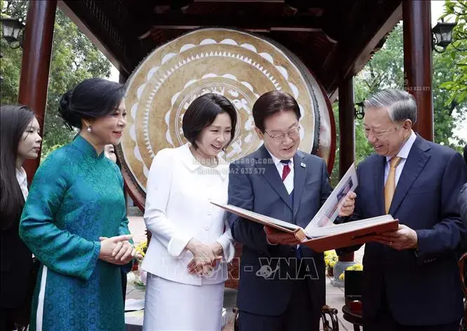 Sự Kiện Văn Hóa Tại Hoàng Thành Thăng Long: Tín Hiệu Tích Cực Cho Thị Trường Bất Động Sản Hà Nội 2026