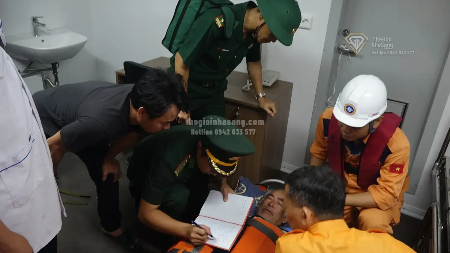 Tác Động Của Các Sự Kiện Khẩn Cấp Trên Biển Đặc Khu Hoàng Sa Đến Thị Trường Bất Động Sản Ven Biển