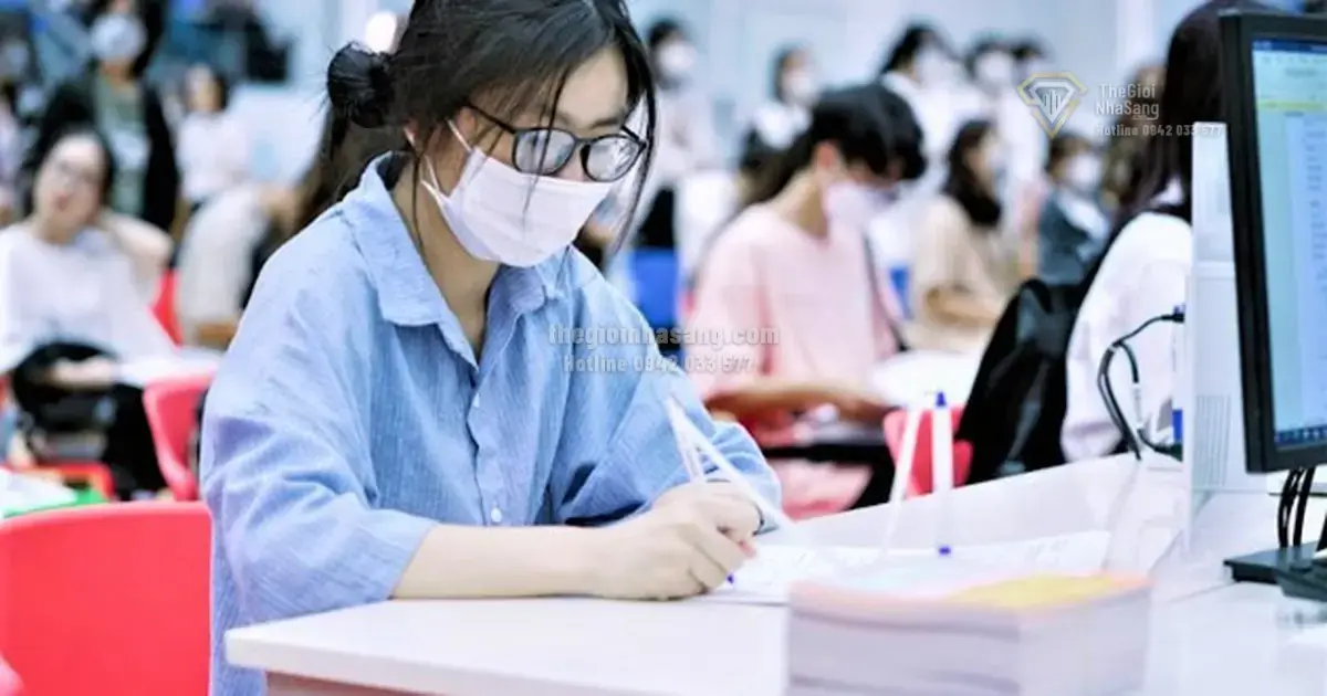 Tác Động Của Chính Sách Giảm Học Phí Đến Thị Trường Bất Động Sản Và Đầu Tư Tài Sản Giáo Dục Tại Việt Nam