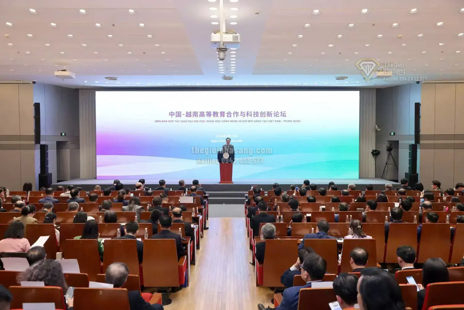 Tác động của hợp tác giáo dục Việt - Trung đến thị trường bất động sản và phát triển đô thị thông minh