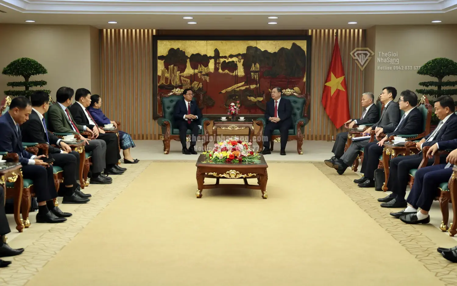 Tăng Cường Kết Nối Hạ Tầng Việt Nam - Lào: Cơ Hội Mới Cho Thị Trường Bất Động Sản Và Đầu Tư Vùng Biên Giới