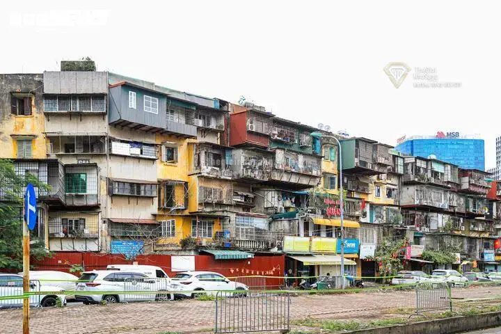 Thách Thức và Giải Pháp Cho Việc Cải Tạo Chung Cư Cũ Tại Hà Nội