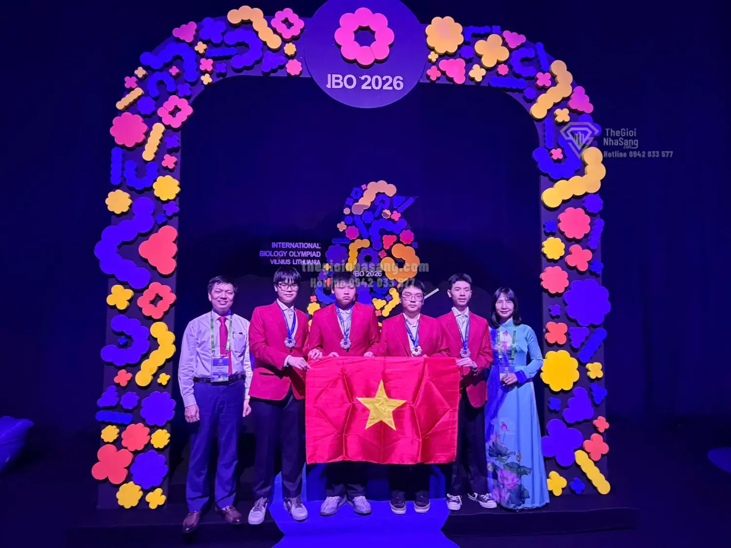 Thành Tích Vàng Của Học Sinh Việt Nam Tại Olympic Quốc Tế: Tín Hiệu Tích Cực Cho Thị Trường Bất Động Sản Giáo Dục Cao Cấp