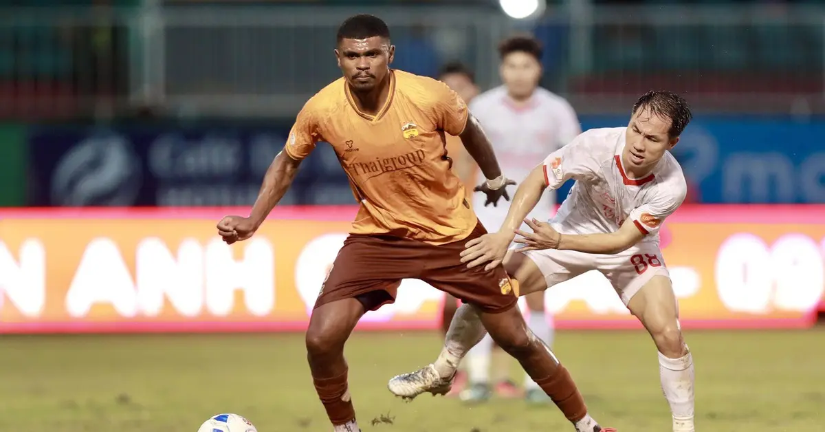 Hoàng Anh Gia Lai Thắng Trận Đầu Tiên: Bảng Xếp Hạng V.League Hấp Dẫn Hơn