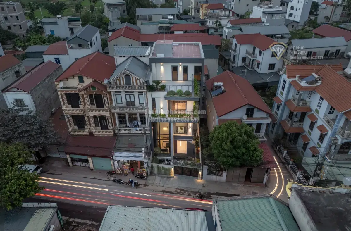 Thiết Kế Nhà Phố 3 Tầng Hiện Đại Tại Hà Nội: Cân Bằng Giữa Riêng Tư Và Ánh Sáng Tự Nhiên