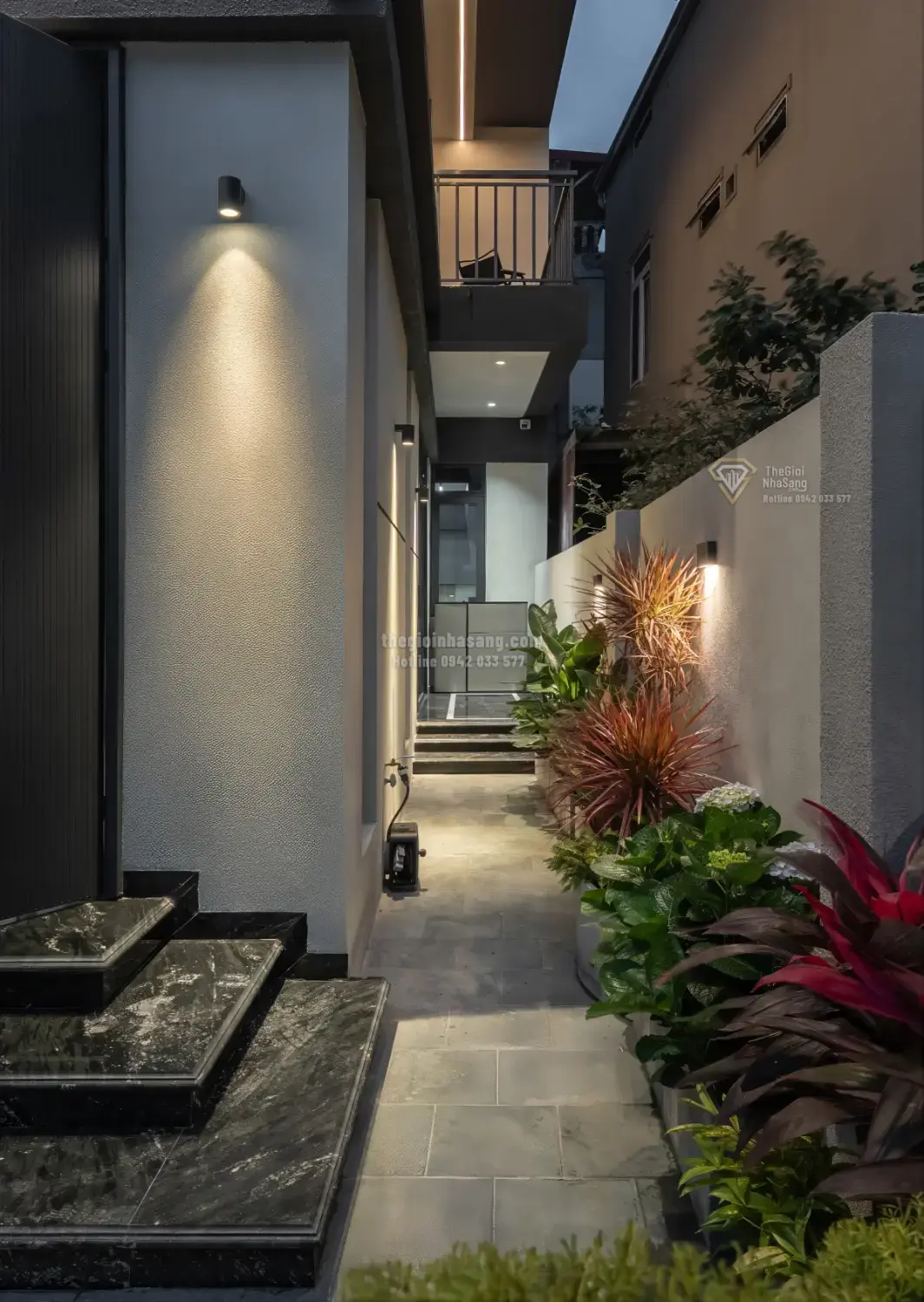 Thiết Kế Nhà Phố 3 Tầng Hiện Đại Tại Hà Nội: Cân Bằng Giữa Riêng Tư Và Ánh Sáng Tự Nhiên