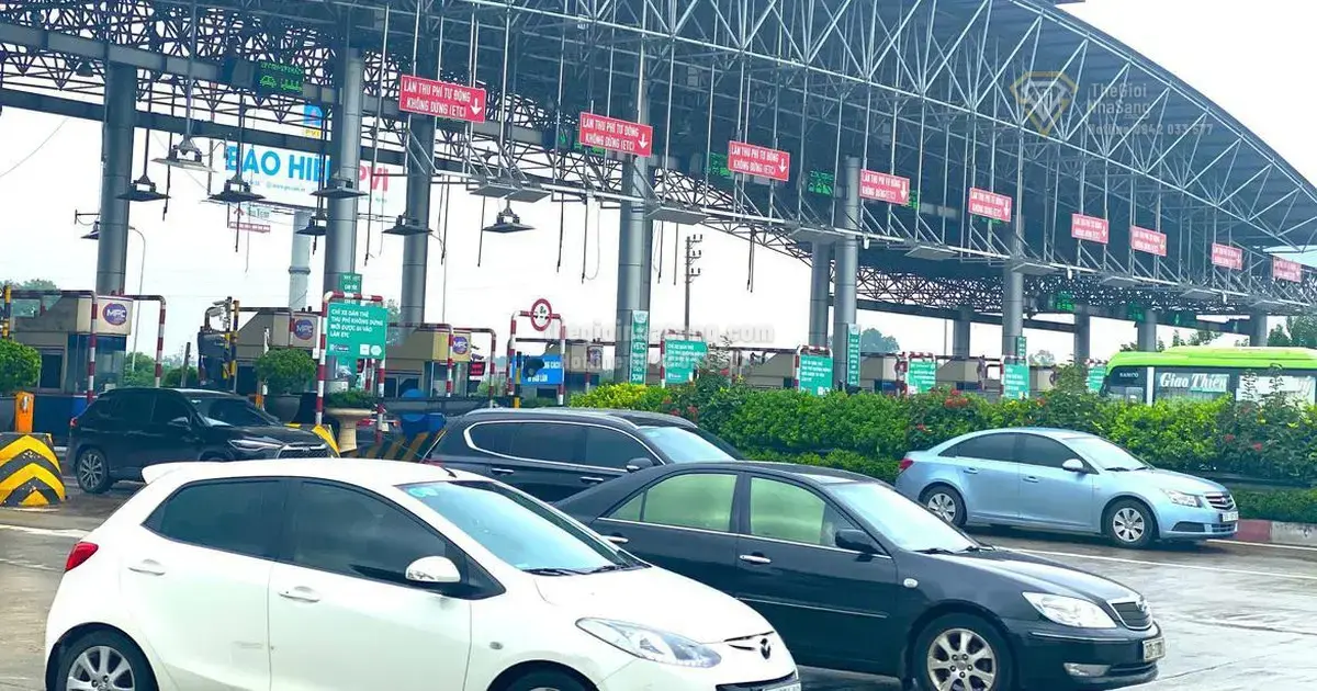 Thu Phí Tài Khoản Giao Thông Tự Động: Tác Động và Chiến Lược Đầu Tư Bất Động Sản Trong Bối Cảnh Mới