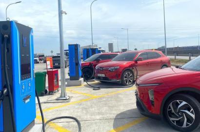 Thúc đẩy hệ thống trạm sạc điện tại các trạm dừng nghỉ cao tốc Bắc - Nam: Cơ hội và thách thức cho thị trường bất động sản hạ tầng