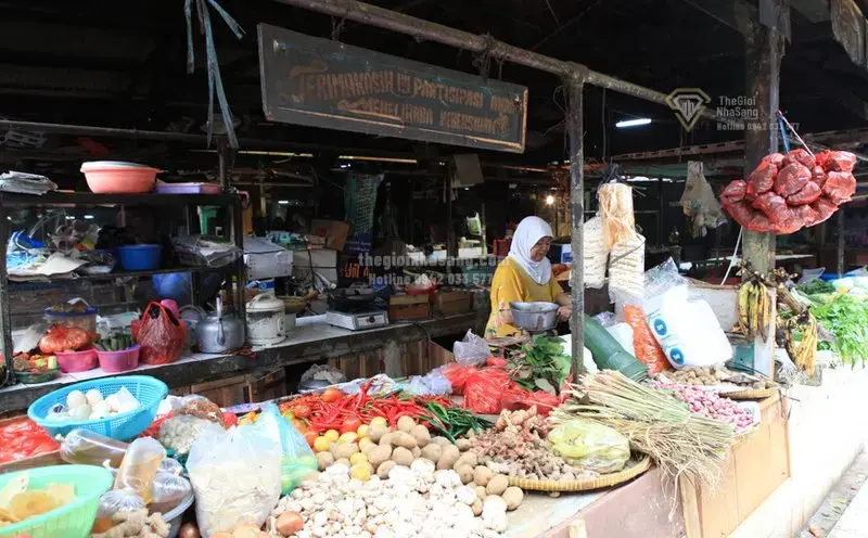 Thuế Mỹ áp lên pin mặt trời Đông Nam Á: Cơ hội và thách thức cho thị trường bất động sản xanh