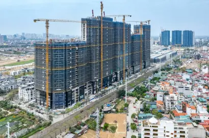 Tiến Độ Cất Nóc Dự Án Noble Crystal Tây Hồ Tây và Tác Động Đến Thị Trường Bất Động Sản Cao Cấp Hà Nội