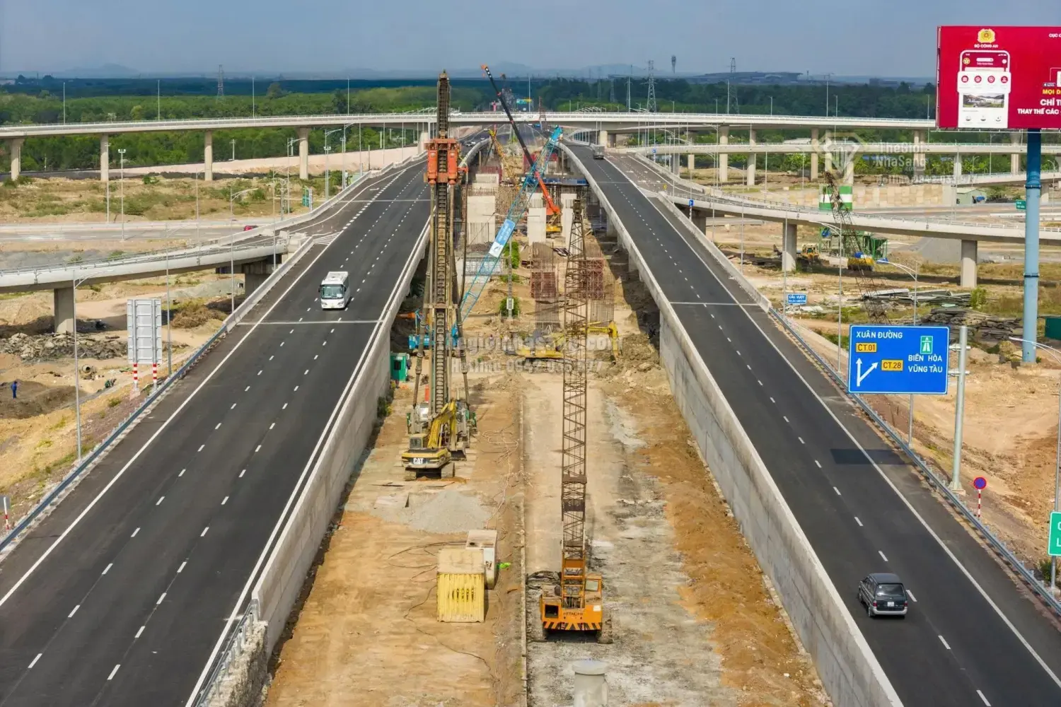 Tiến Độ Hạ Tầng Kết Nối Sân Bay Long Thành: Cơ Hội Và Thách Thức Cho Thị Trường Bất Động Sản Vùng Ven