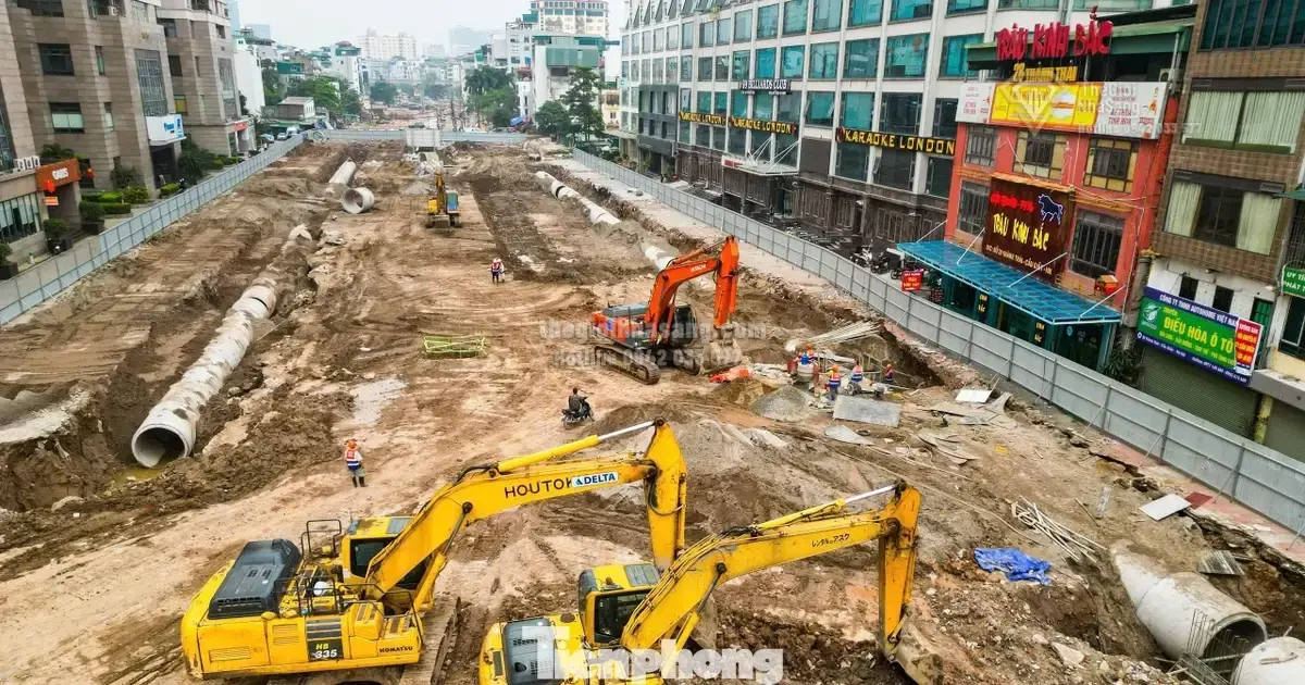 Tiến độ thi công khẩn cấp đường Vành đai 2,5 qua Cầu Giấy và tác động đến thị trường bất động sản Hà Nội