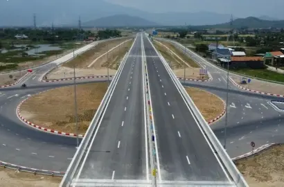 Tiến Độ Thông Xe Các Dự Án Cao Tốc Trọng Điểm Dịp 30/4: Cơ Hội Mới Cho Thị Trường Bất Động Sản Vùng Ven