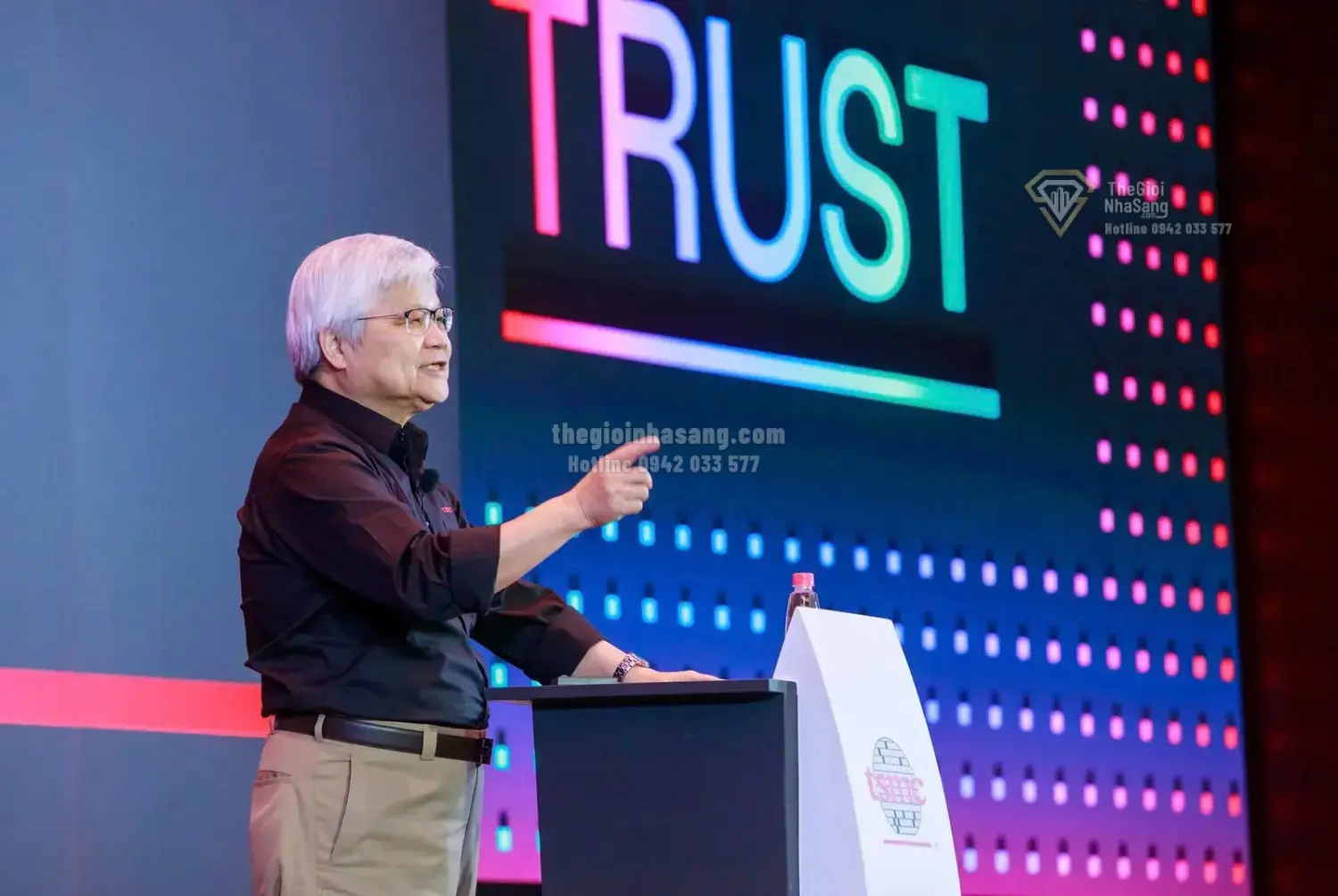 Tốc Độ Thay Đổi và Bài Học Chiến Lược Trong Kỷ Nguyên AI: Tác Động Đến Thị Trường Bất Động Sản Cao Cấp Việt Nam