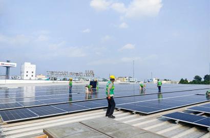 TPHCM Đẩy Mạnh Phát Triển Điện Mặt Trời Mái Nhà: Cơ Hội và Thách Thức Cho Thị Trường Bất Động Sản Cao Cấp